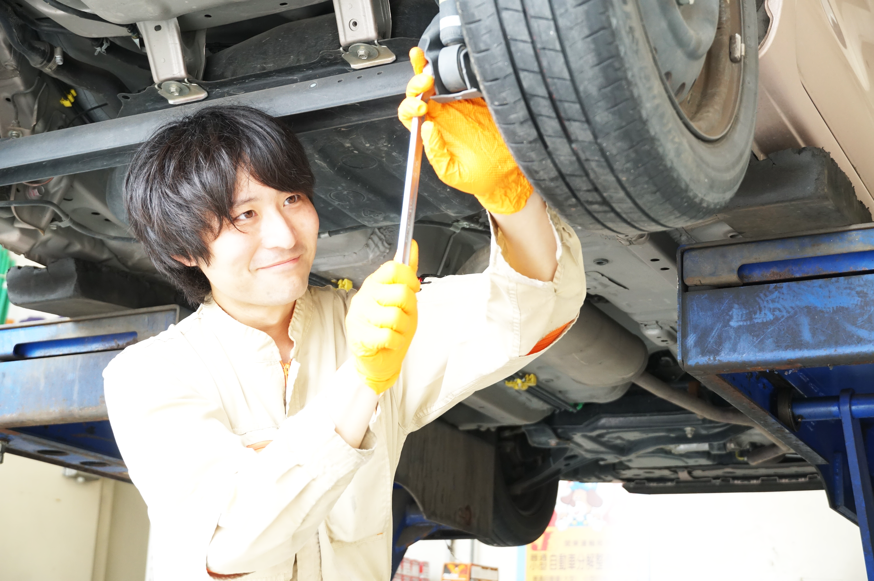 工場見学大歓迎 自動車整備士募集 全店 クルーズコーポレーション